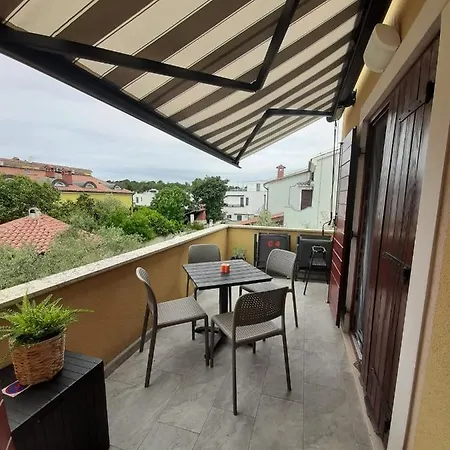 Apartment Plat *